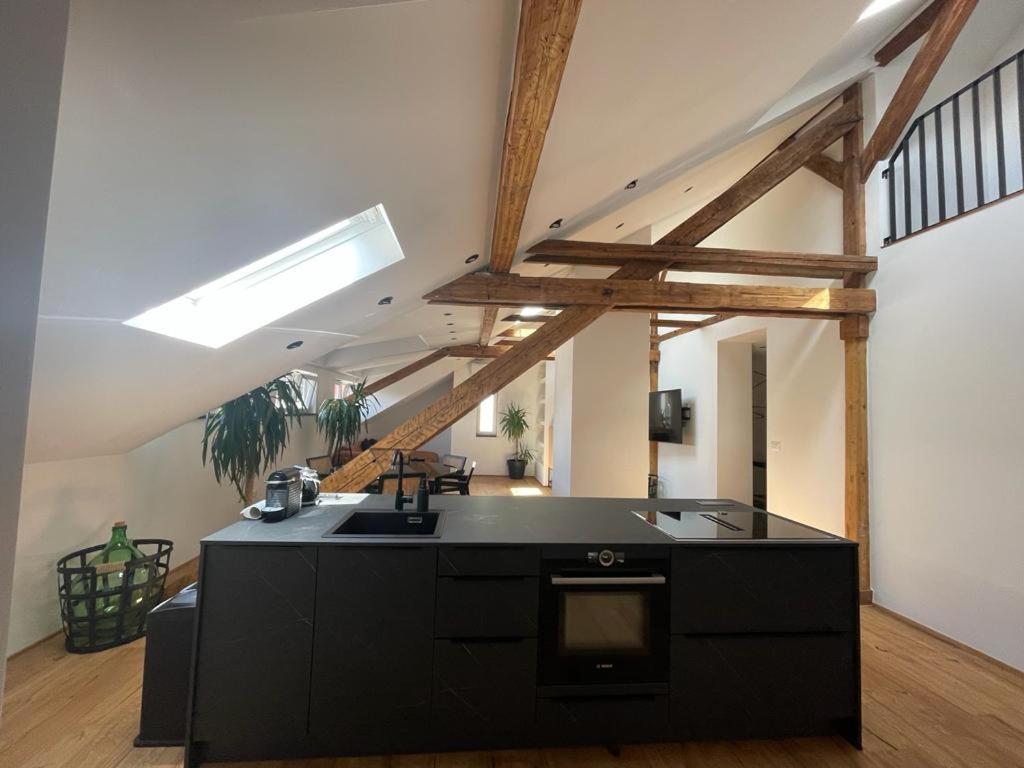 Split Rooftop Loft Ngoại thất bức ảnh