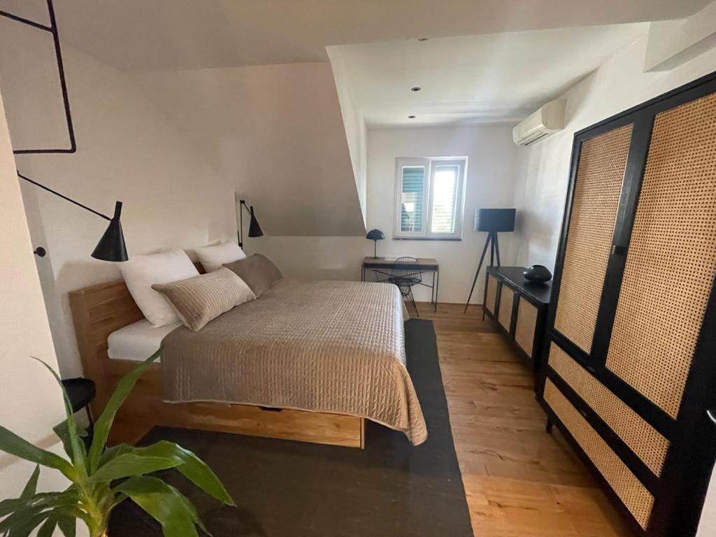 Split Rooftop Loft Ngoại thất bức ảnh