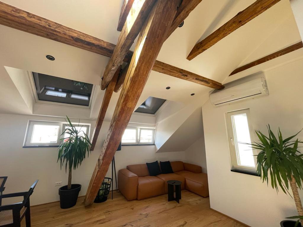 Split Rooftop Loft Ngoại thất bức ảnh