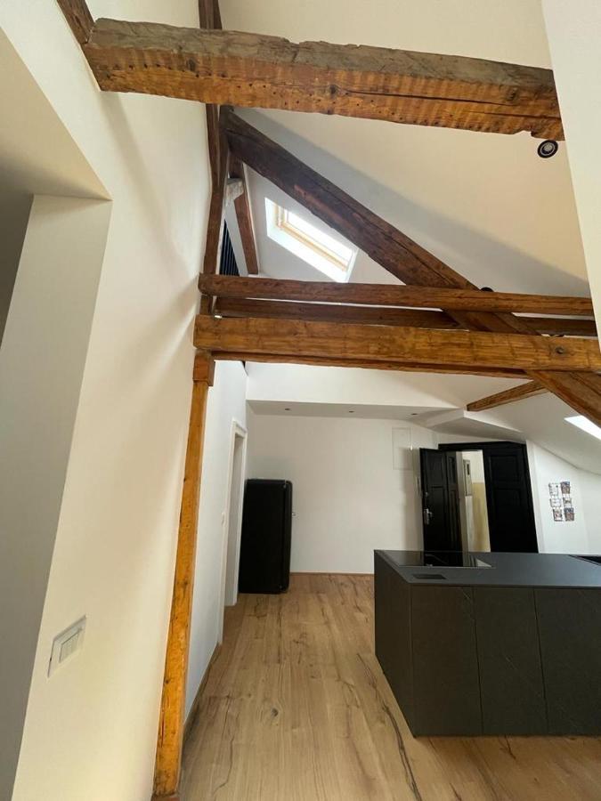 Split Rooftop Loft Ngoại thất bức ảnh